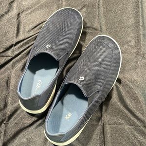 Navy Blue slip on OluKai men’s casual shoes
